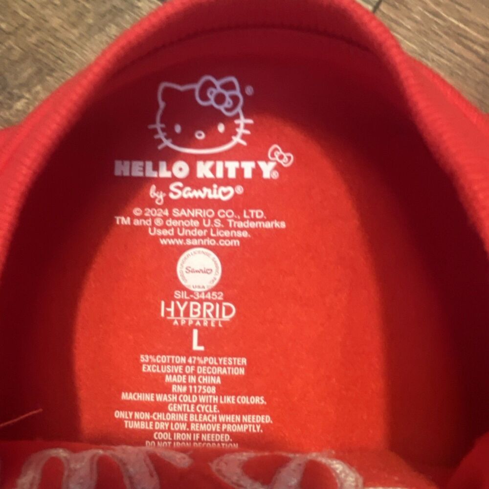 Hello Kitty by Sanrio Merry & Bright Christmas Red Sweatshirt L Glitter box 1 - Picture 2 of 6